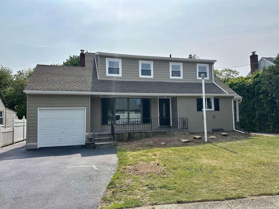 Image 1 of 15 for 29 Nancy Place in Long Island, Massapequa, NY, 11758