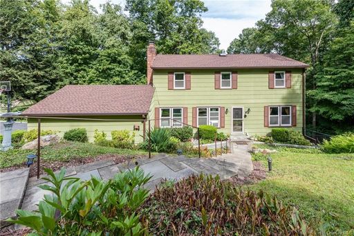 Image 1 of 32 for 11 Carina Drive in Westchester, Somers, NY, 10589