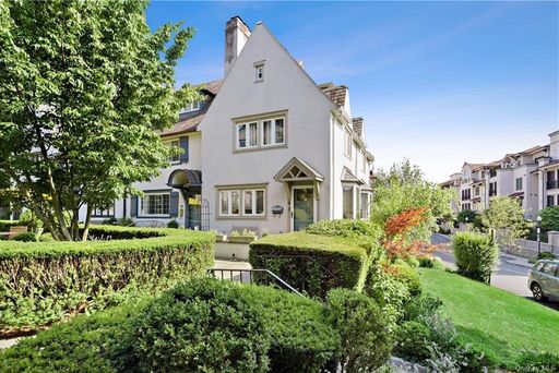 Image 1 of 29 for 10 Kensington Terrace in Westchester, Bronxville, NY, 10708