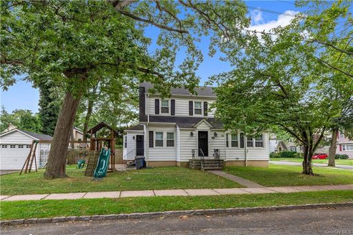 Image 1 of 22 for 34 Edgemere Street in Westchester, Pelham, NY, 10803