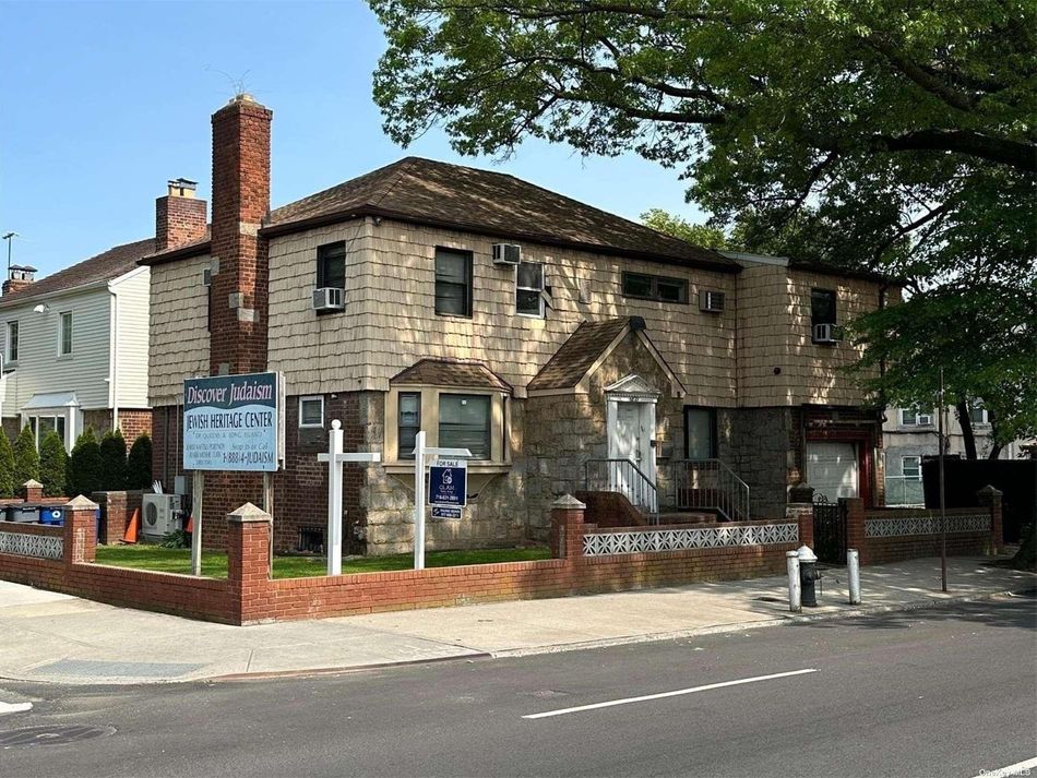 Image 1 of 1 for 68-29 Main Street in Queens, Kew Garden Hills, NY, 11367
