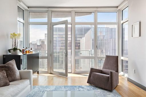 Image 1 of 9 for 555 West 59th Street #21D in Manhattan, New York, NY, 10019