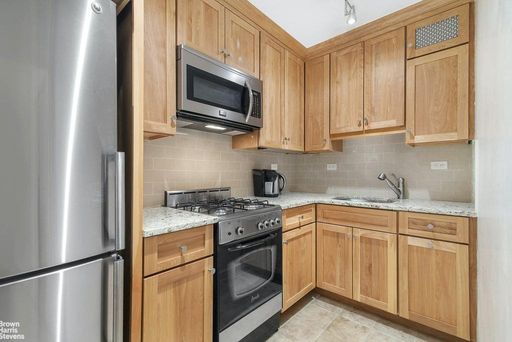 Image 1 of 5 for 165 West 66th Street #6L in Manhattan, New York, NY, 10023