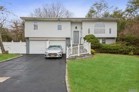 Image 1 of 20 for 27 Manchester Blvd in Long Island, Wheatley Heights, NY, 11798
