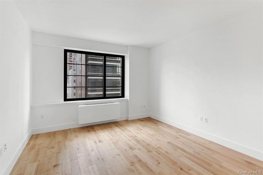 27-21 44th Drive #1106 in Queens, Long Island City, NY 11101