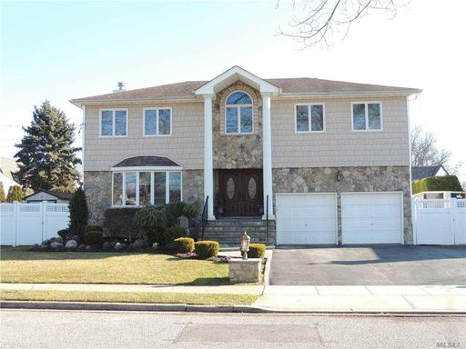 Image 1 of 21 for 2169 Willow Street in Long Island, Wantagh, NY, 11793