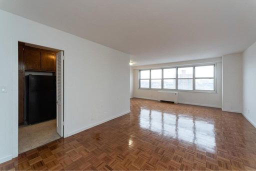 Image 1 of 40 for 555 Kappock Street #15T in Bronx, BRONX, NY, 10463