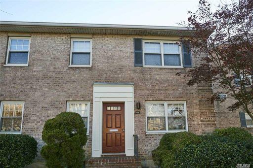 Image 1 of 11 for 412 Merrick Rd #B in Long Island, Rockville Centre, NY, 11570
