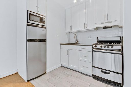 Image 1 of 12 for 320 East 54th Street #3H in Manhattan, New York, NY, 10022