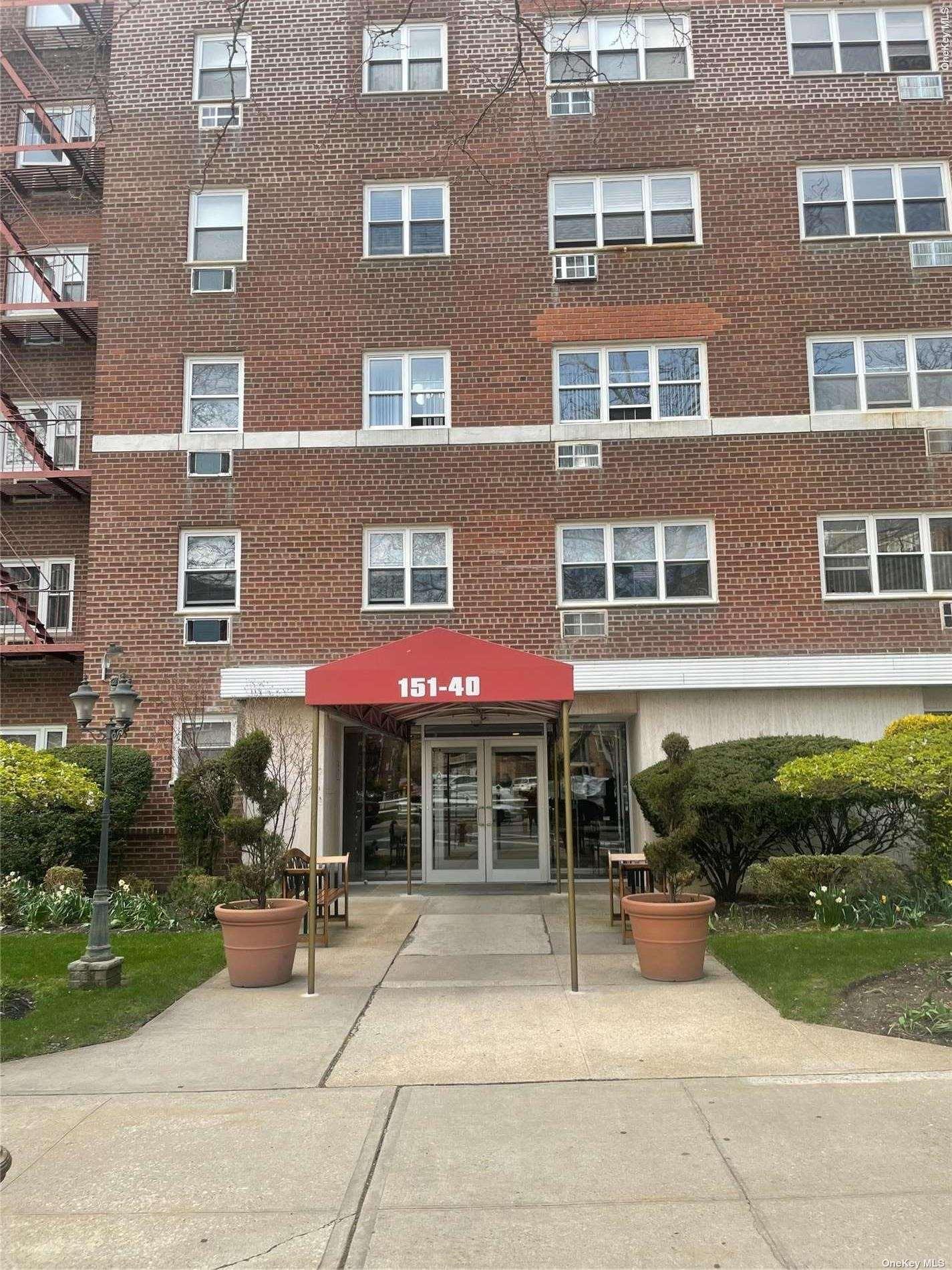 151-40 88 Street #2A in Queens, Lindenwood, NY 11414
