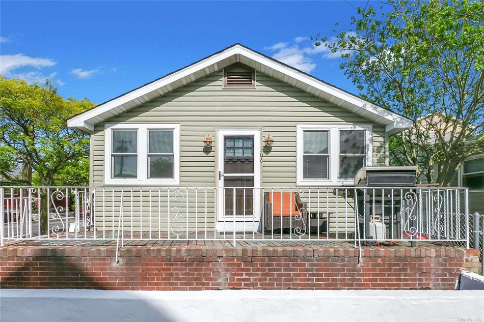 Image 1 of 16 for 106 Oregon Street in Long Island, Long Beach, NY, 11561