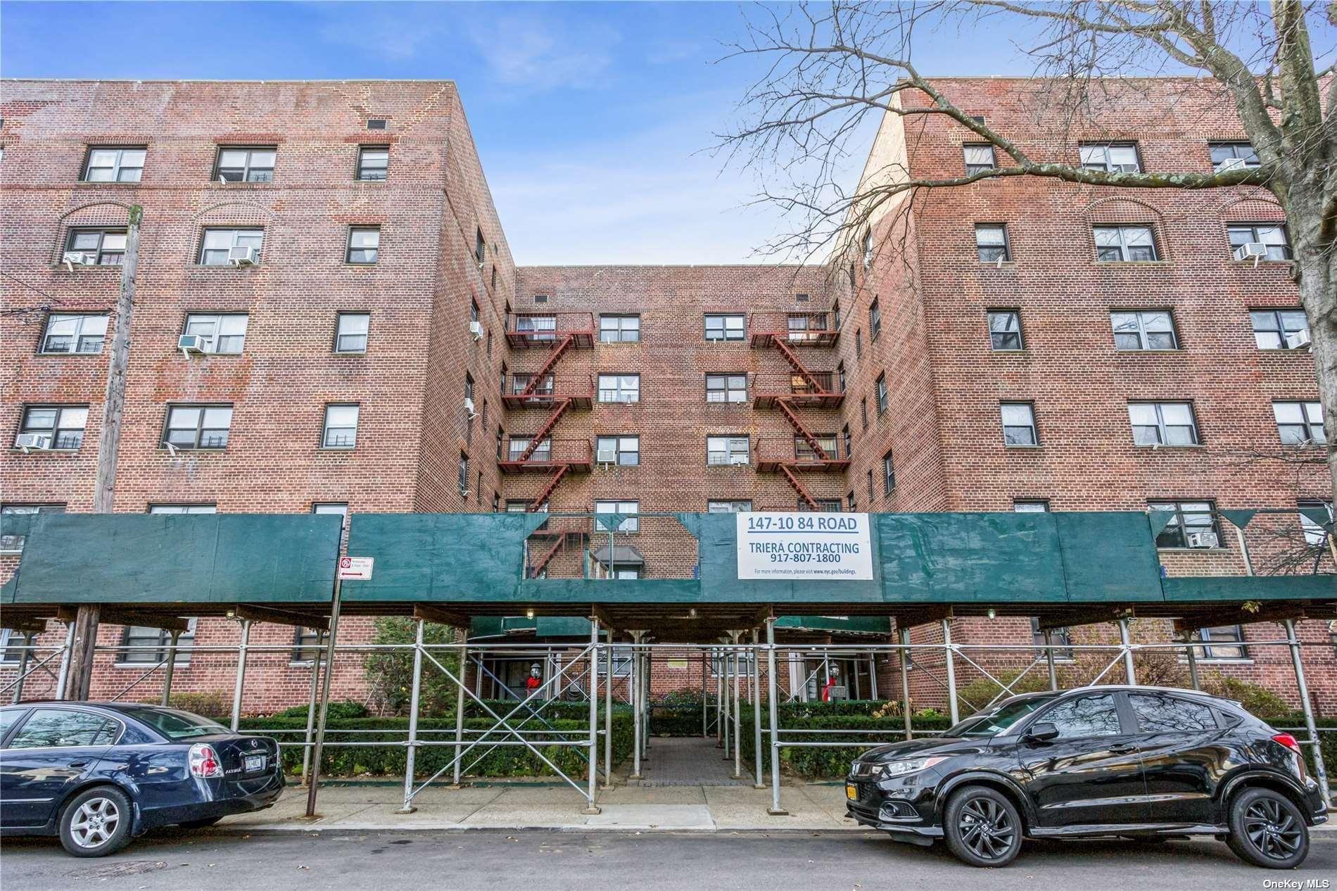 147-14 84 Road #3a in Queens, Briarwood, NY 11435