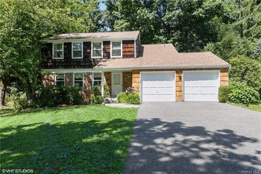 Image 1 of 20 for 12 Colony Glen Drive in Westchester, Pleasantville, NY, 10570