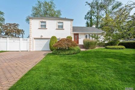 Image 1 of 30 for 13 Seaview Street in Long Island, Massapequa, NY, 11758