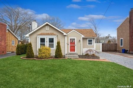 Image 1 of 32 for 97 Washington Avenue in Long Island, Patchogue, NY, 11772