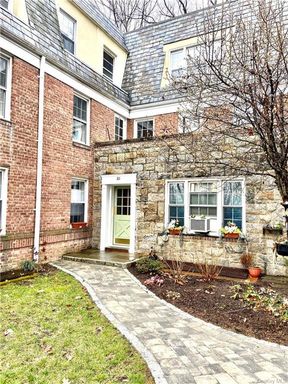 Image 1 of 18 for 80 Pinewood Road #2C in Westchester, Hartsdale, NY, 10530
