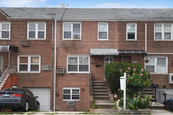 Image 1 of 17 for 70-05 165th Street in Queens, Fresh Meadows, NY, 11365
