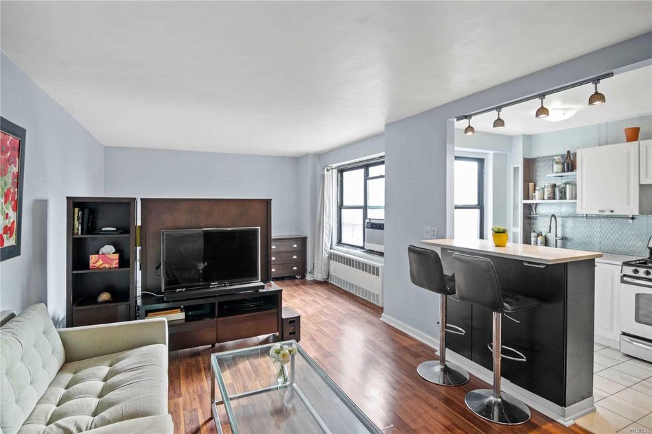Image 1 of 8 for 385 Grand Street #L1602 in Manhattan, New York, NY, 10002