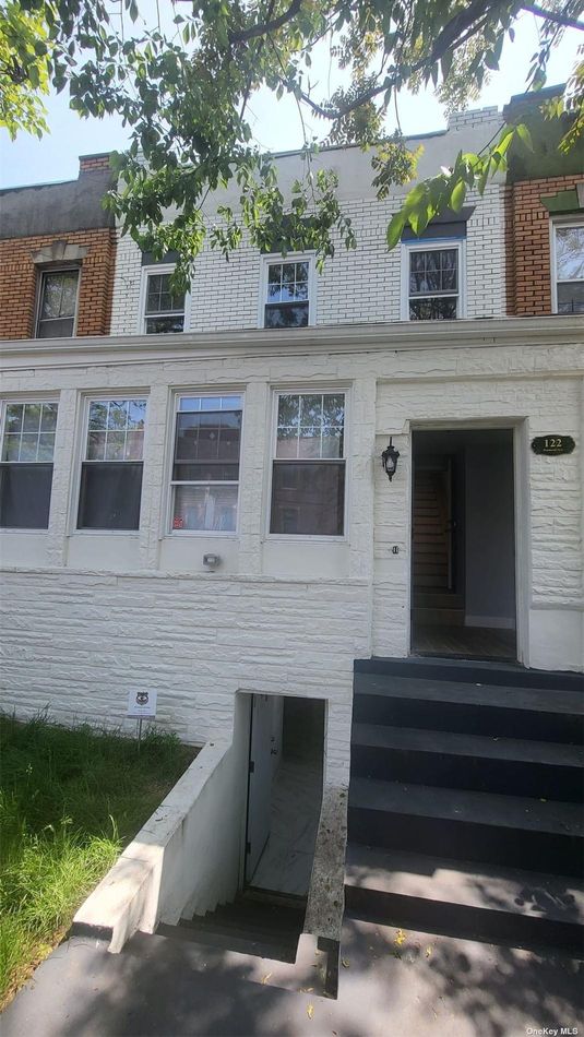 Image 1 of 10 for 122 Dumont Avenue in Brooklyn, Brownsville, NY, 11212