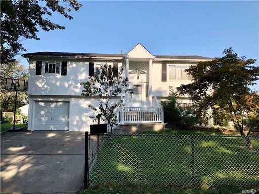 Image 1 of 1 for 563 Freeman Ave in Long Island, Brentwood, NY, 11717