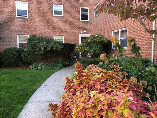 Image 1 of 12 for 320 S Broadway #R7 in Westchester, Tarrytown, NY, 10591