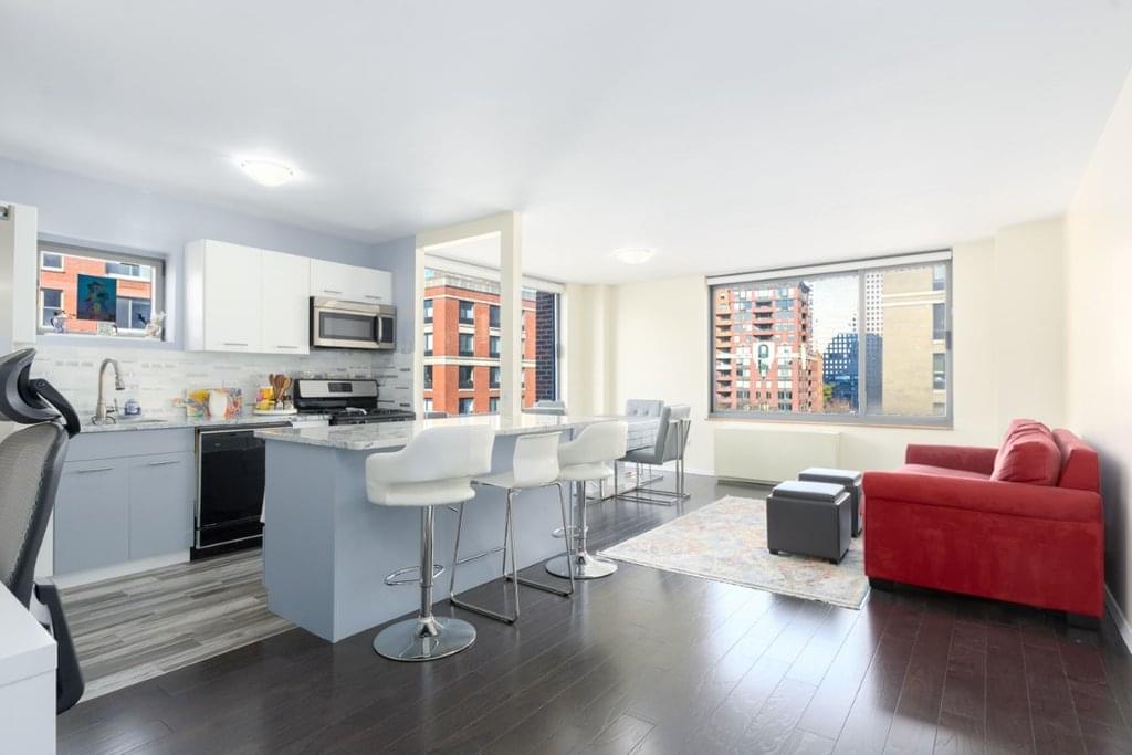 2 South End Avenue #7D in Manhattan, NEW YORK, NY 10280