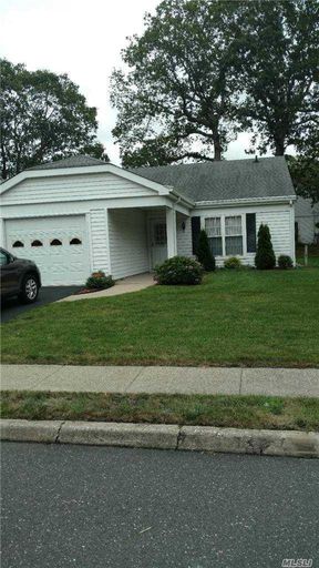 Image 1 of 9 for 216 Kingston Dr in Long Island, Ridge, NY, 11961