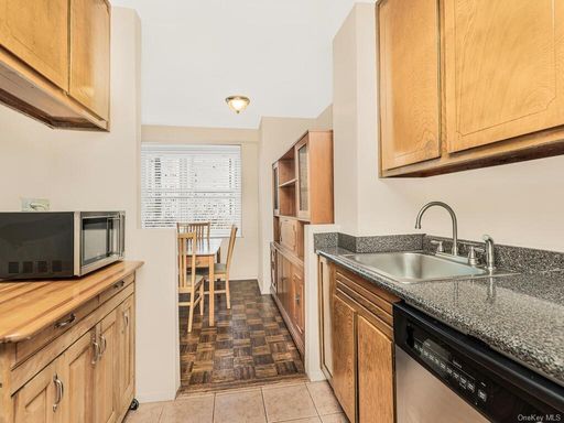 Image 1 of 17 for 555 Kappock Street #7F in Bronx, NY, 10463