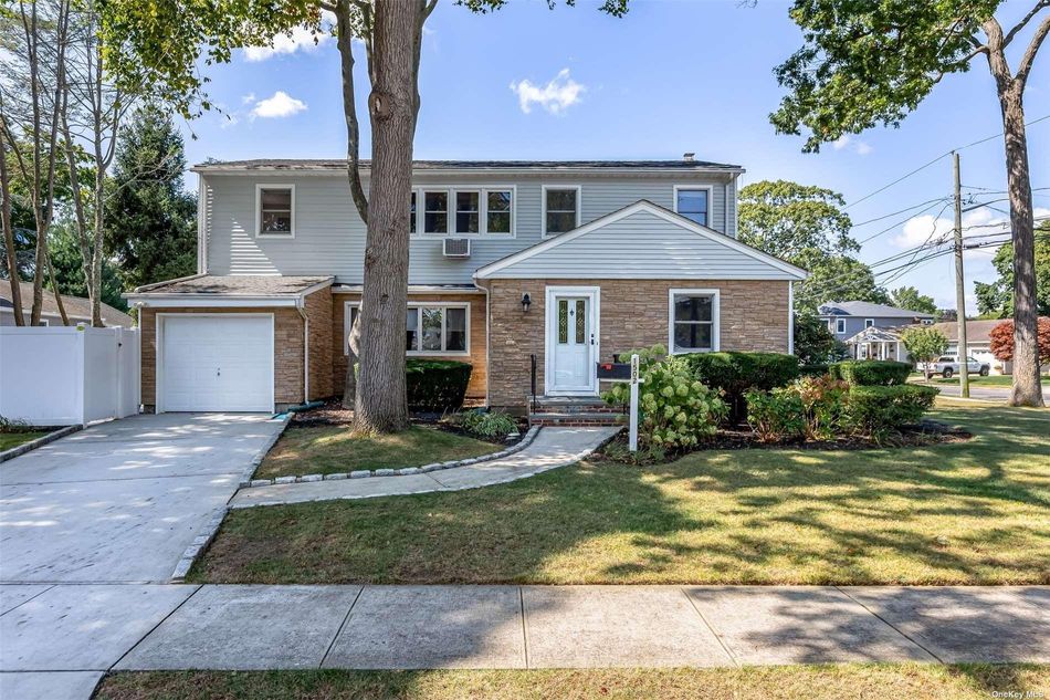 Image 1 of 29 for 1502 Argyle Road in Long Island, Wantagh, NY, 11793