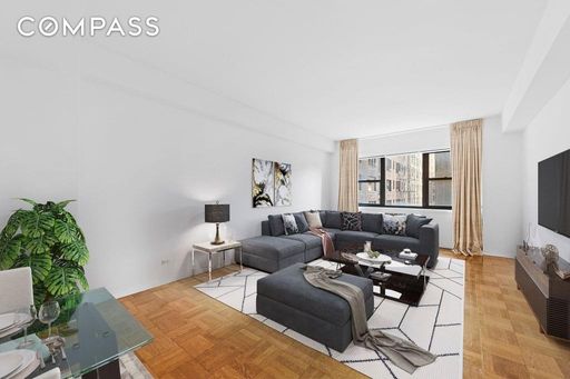Image 1 of 12 for 165 East 72nd Street #5M in Manhattan, New York, NY, 10021