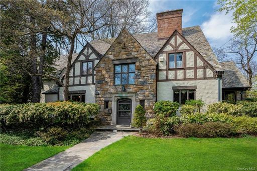 Image 1 of 36 for 33H Glen Eagles Drive in Westchester, Larchmont, NY, 10538