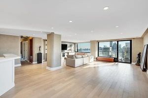 Image 1 of 11 for 303 East 57th Street #33B in Manhattan, New York, NY, 10022
