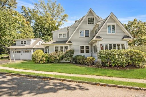 Image 1 of 36 for 74 E Brookside Drive in Westchester, Mamaroneck, NY, 10538