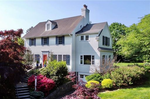 Image 1 of 35 for 19 Crescent Road in Westchester, Mamaroneck, NY, 10538