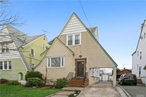 Image 1 of 23 for 131 Gordon Rd in Long Island, Valley Stream, NY, 11581