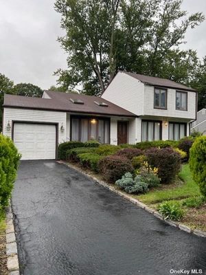 Image 1 of 11 for 22 Court Drive in Long Island, Huntington Station, NY, 11746