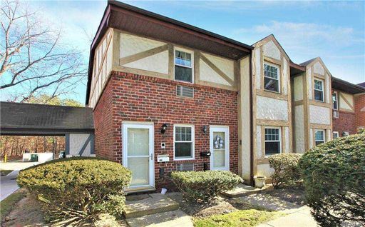 Image 1 of 25 for 11 Glen Hollow Drive #D48 in Long Island, Holtsville, NY, 11742