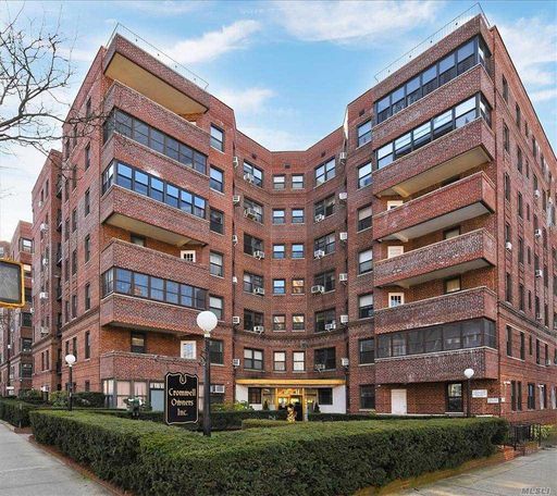 Image 1 of 17 for 69-60 108th Street #720 in Queens, Forest Hills, NY, 11375