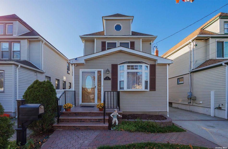 Image 1 of 23 for 44 Fendale Street in Long Island, Franklin Square, NY, 11010