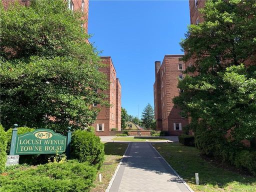 Image 1 of 9 for 70 Locust Avenue #212B in Westchester, New Rochelle, NY, 10801