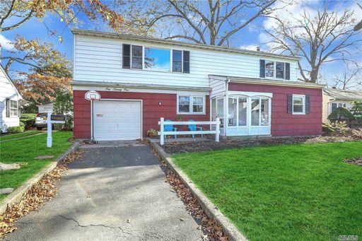Image 1 of 26 for 121 Gates Avenue in Long Island, Malverne, NY, 11565