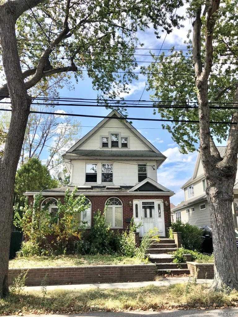 33-28 171 Street in Queens, Flushing, NY 11358