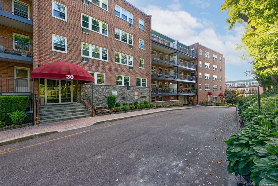 Image 1 of 18 for 30 Pearsall Avenue #1D in Long Island, Glen Cove, NY, 11542