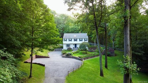 Image 1 of 27 for 22 Algonquain Trail in Westchester, Briarcliff Manor, NY, 10510