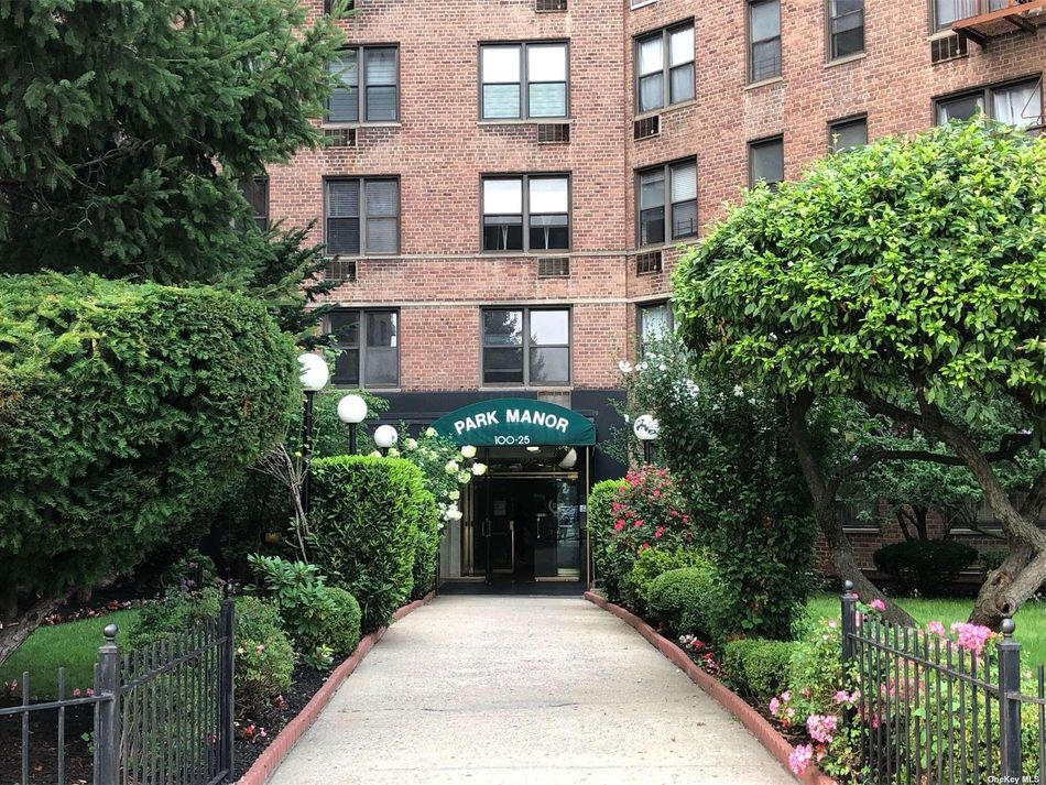 Image 1 of 23 for 100-25 Queens Blvd #6R in Queens, Forest Hills, NY, 11375