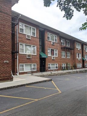 Image 1 of 17 for 200 Centre Avenue #1E in Westchester, New Rochelle, NY, 10805