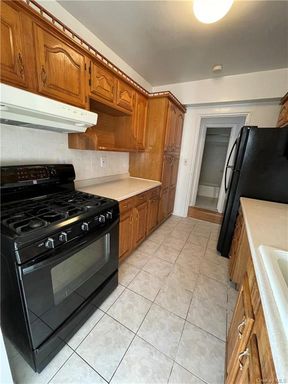 Image 1 of 28 for 555 Bronx River Road #2M in Westchester, Yonkers, NY, 10704