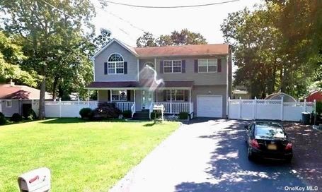 Image 1 of 6 for 72 Westminster Dr in Long Island, Shirley, NY, 11967