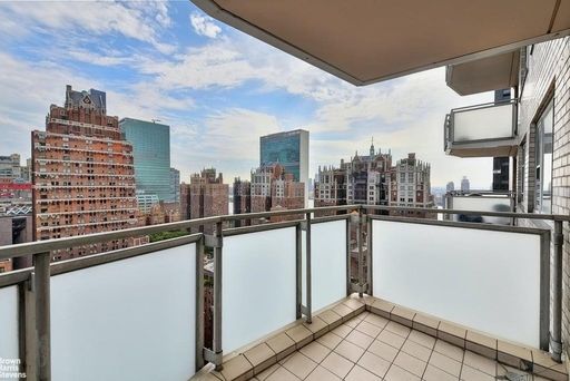 Image 1 of 14 for 300 East 40th Street #27B in Manhattan, New York, NY, 10016