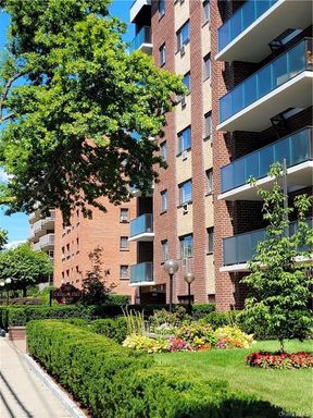 Image 1 of 12 for 395 Westchester Avenue #3O in Westchester, Port Chester, NY, 10573